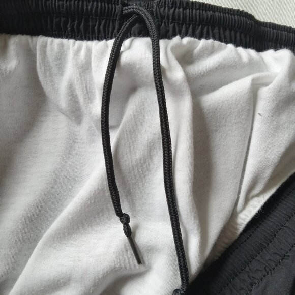 Vintage 1994 Nike Black Brief Lined Nylon Drawstring Activewear Shorts Size XL - Picture 6 of 12